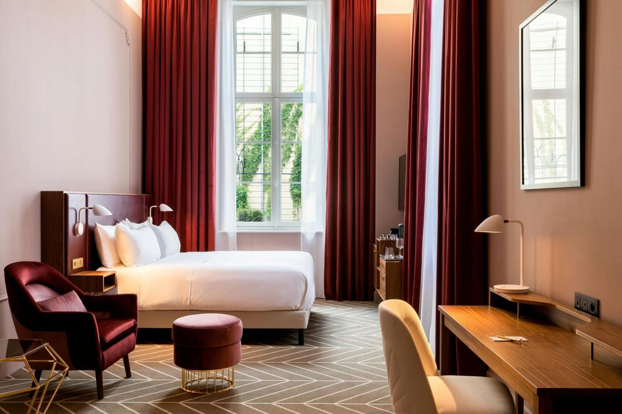 Sapphire House Antwerp, Autograph Collection 5* Antwerpen